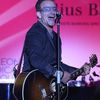 Bono Fears He May Never Play Guitar Again, Following Central Park Bike Accident